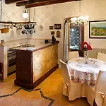 펜션 In Italy With Alpine Fireplace
