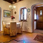 펜션 In Italy With Alpine Fireplace