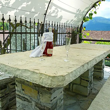 In Italy With Alpine Fireplace Ponte nellʼAlpi