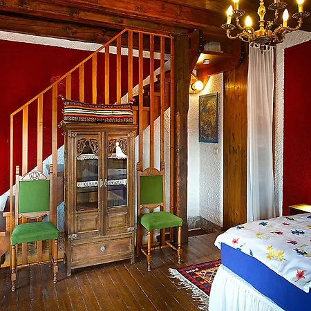 In Italy With Alpine Fireplace Ponte nellʼAlpi