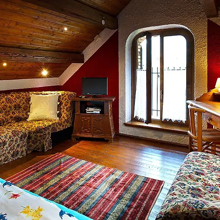 Tatil Evi In Italy With Alpine Fireplace Ponte nellʼAlpi